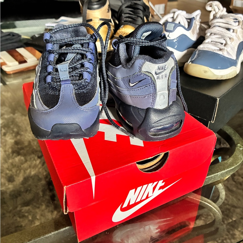 Nike Kids' Black and Blue Sneakers